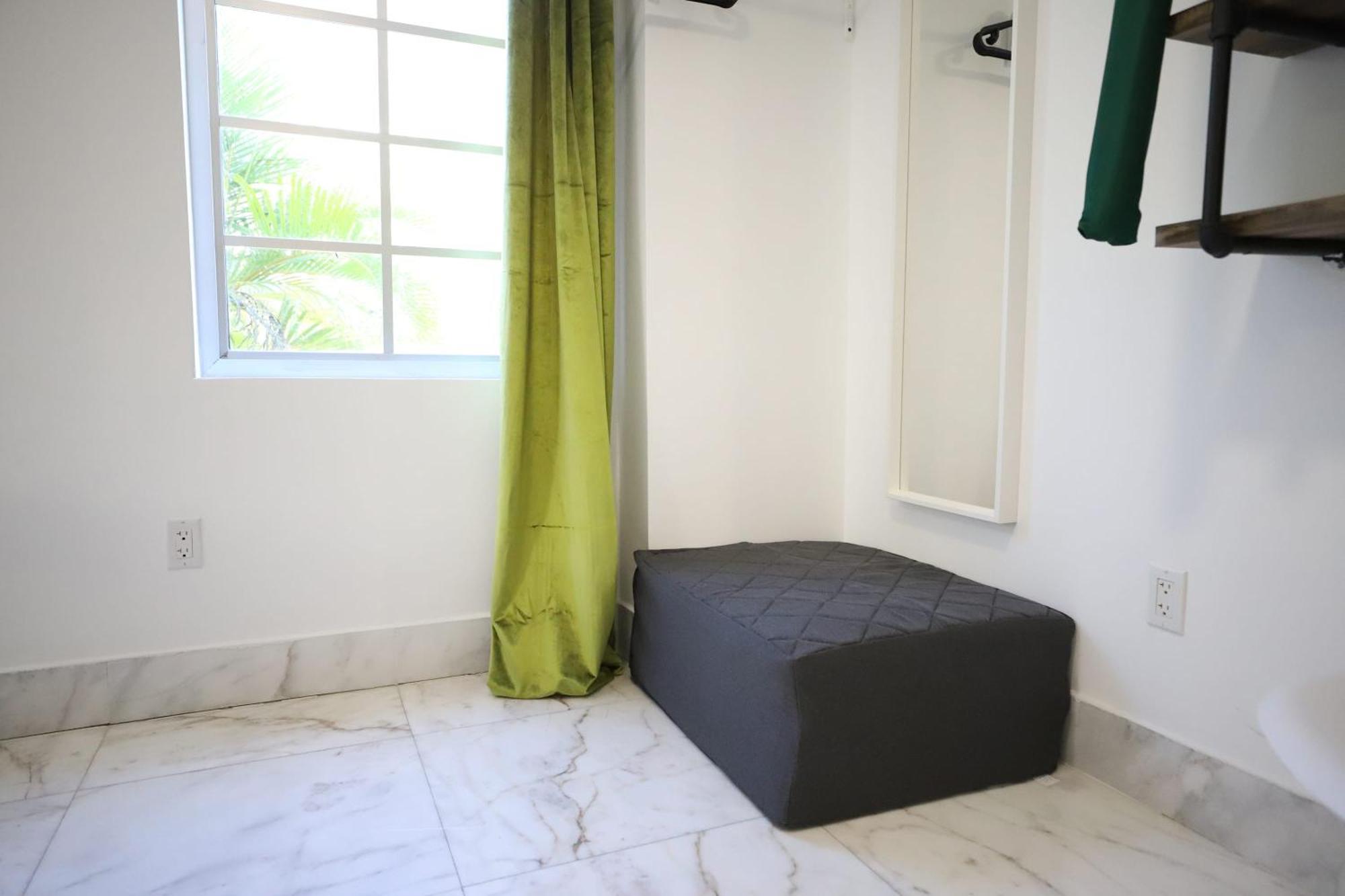 South Beach 2 Bedroom Family Pet Friendly Apartment With Free Parking On Premise Miami Beach Buitenkant foto