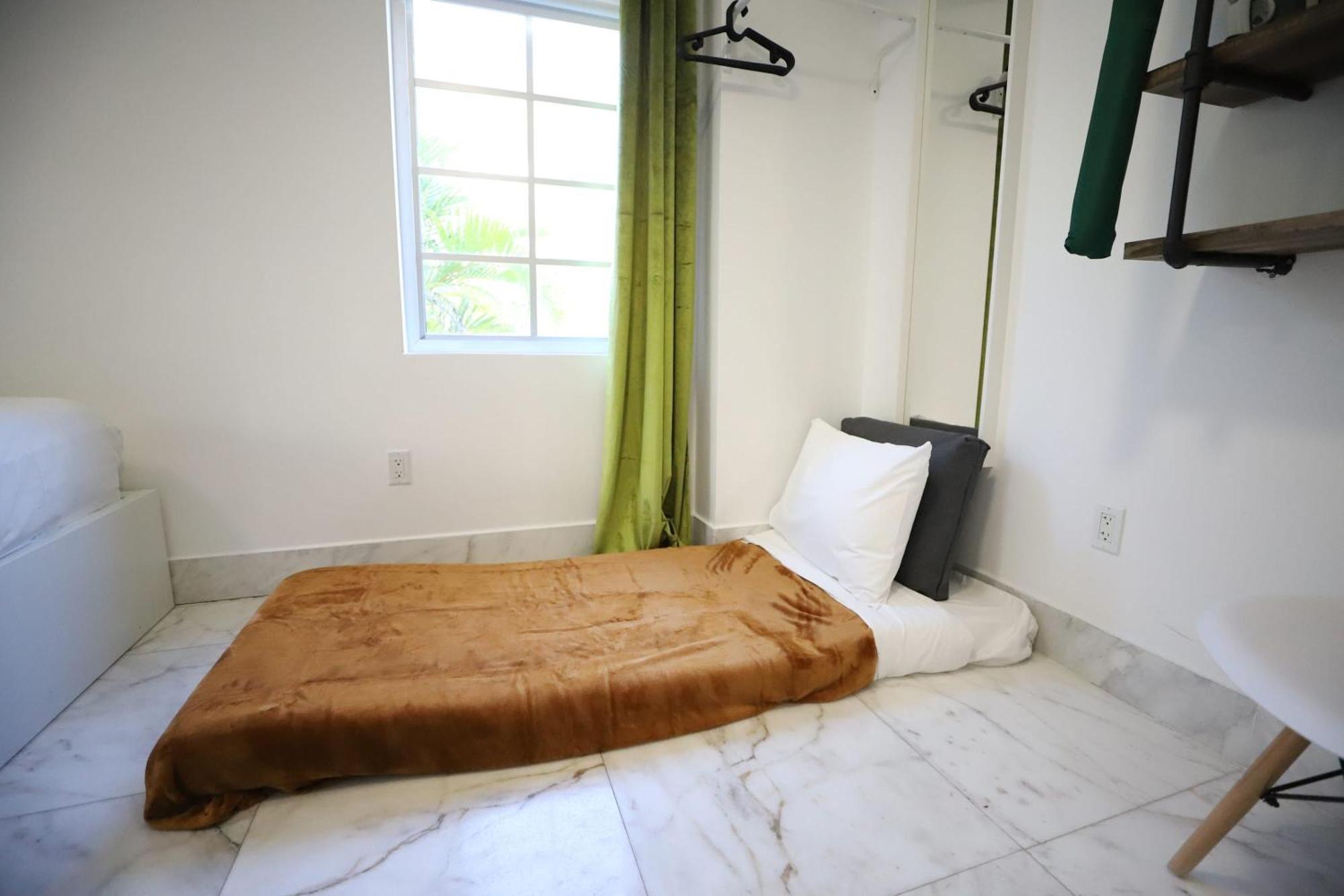 South Beach 2 Bedroom Family Pet Friendly Apartment With Free Parking On Premise Miami Beach Buitenkant foto